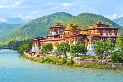BHUTAN – CHẠM VÀO VƯƠNG QUỐC HẠNH PHÚC